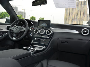 2017GLC 200 4MATIC п؅^