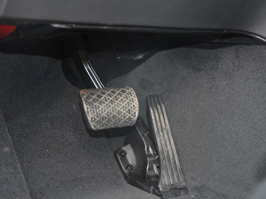 2017GLC 200 4MATIC п؅^