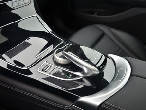 2017GLC 200 4MATIC п؅^