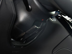 2017GLC 200 4MATIC п؅^