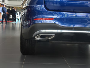 2017GLC 260 4MATICA ^