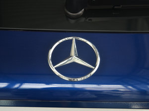 2017GLC 260 4MATICA ^