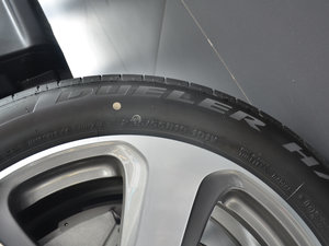 2017GLC 260 4MATICA (x)(ji)^