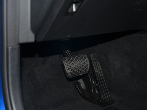 2017GLC 260 4MATICA п؅^