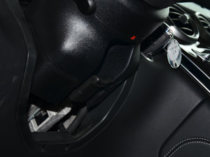 2017GLC 260 4MATICA п؅^