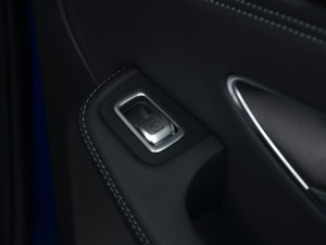 2017GLC 260 4MATICA п؅^