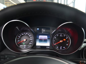 2017GLC 260 4MATICA x