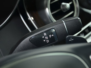 2017GLC 260 4MATICA QU