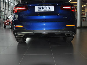 2017GLC 300 4MATICӸ Ś