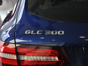 2017GLC 300 4MATICӸ ^