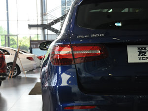 2017GLC 300 4MATICӸ ^