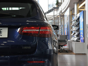 2017GLC 300 4MATICӸ β