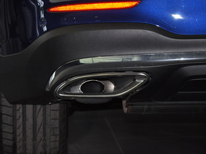 2017GLC 300 4MATICӸ ^