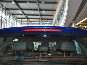 2017GLC 300 4MATICӸ ^