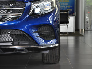 2017GLC 300 4MATICӸ ^