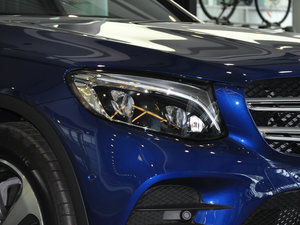 2017GLC 300 4MATICӸ ^