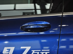 2017GLC 300 4MATICӸ {T