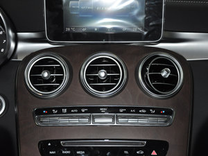 2017GLC 300 4MATICӸ {L