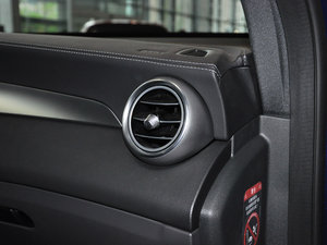 2017GLC 300 4MATICӸ п؅^(q)