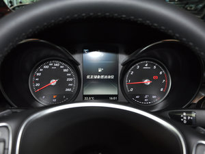 2017GLC 300 4MATICӸ x