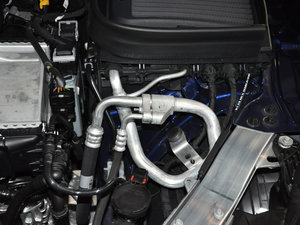 2017GLC 300 4MATICӸ 