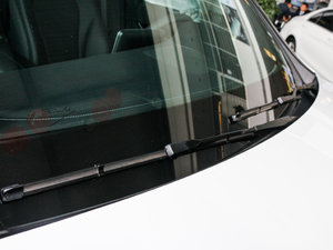 2017GLC 260 4MATICӸ ^