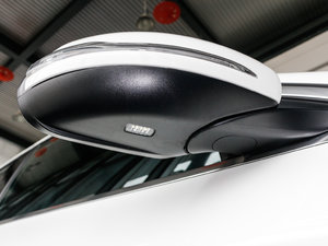 2017GLC 260 4MATICӸ ^