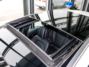 2017GLC 260 4MATICӸ ^