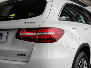 2017GLC 260 4MATICӸ ^