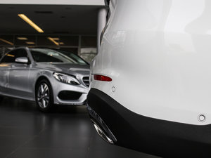 2017GLC 260 4MATICӸ ^