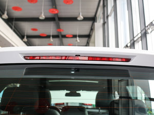 2017GLC 260 4MATICӸ ^