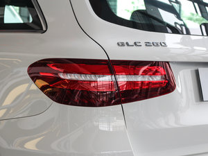 2017GLC 260 4MATICӸ ^