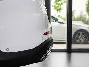 2017GLC 260 4MATICӸ ^