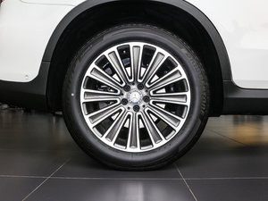 2017GLC 260 4MATICӸ ^