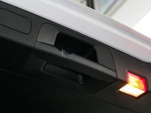 2017GLC 260 4MATICӸ g