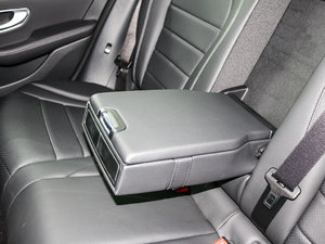 2017GLC 260 4MATICӸ 