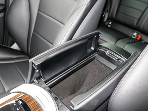 2017GLC 260 4MATICӸ g