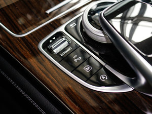 2017GLC 260 4MATICӸ п؅^(q)