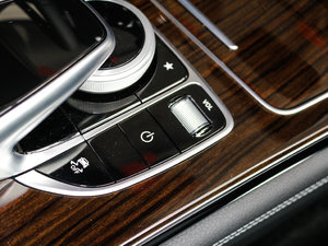 2017GLC 260 4MATICӸ п؅^(q)