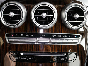 2017GLC 260 4MATICӸ п؅^(q)