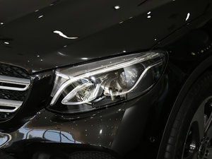 2017GLC 260 4MATICA ^