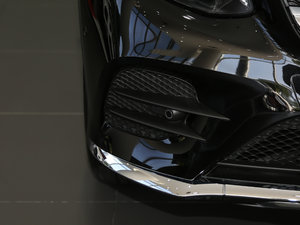 2017GLC 260 4MATICA ^