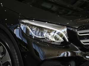 2017GLC 260 4MATICA ^