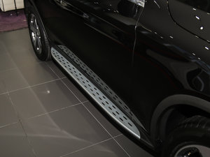 2017GLC 260 4MATICA ^