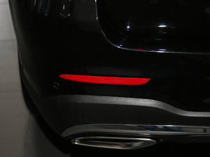 2017GLC 260 4MATICA ^