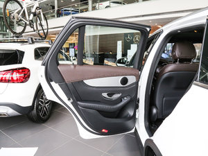 2017款GLC 200 4MATIC 空间座椅