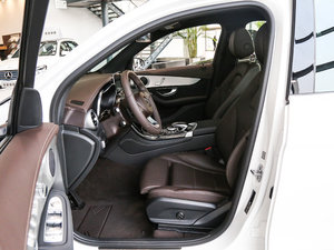2017款GLC 200 4MATIC 空间座椅