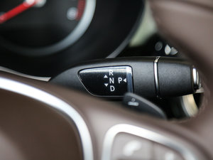 2017GLC 200 4MATIC п؅^