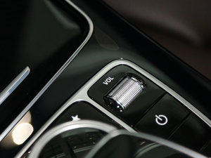 2017GLC 200 4MATIC п؅^