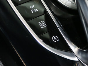 2017GLC 200 4MATIC п؅^